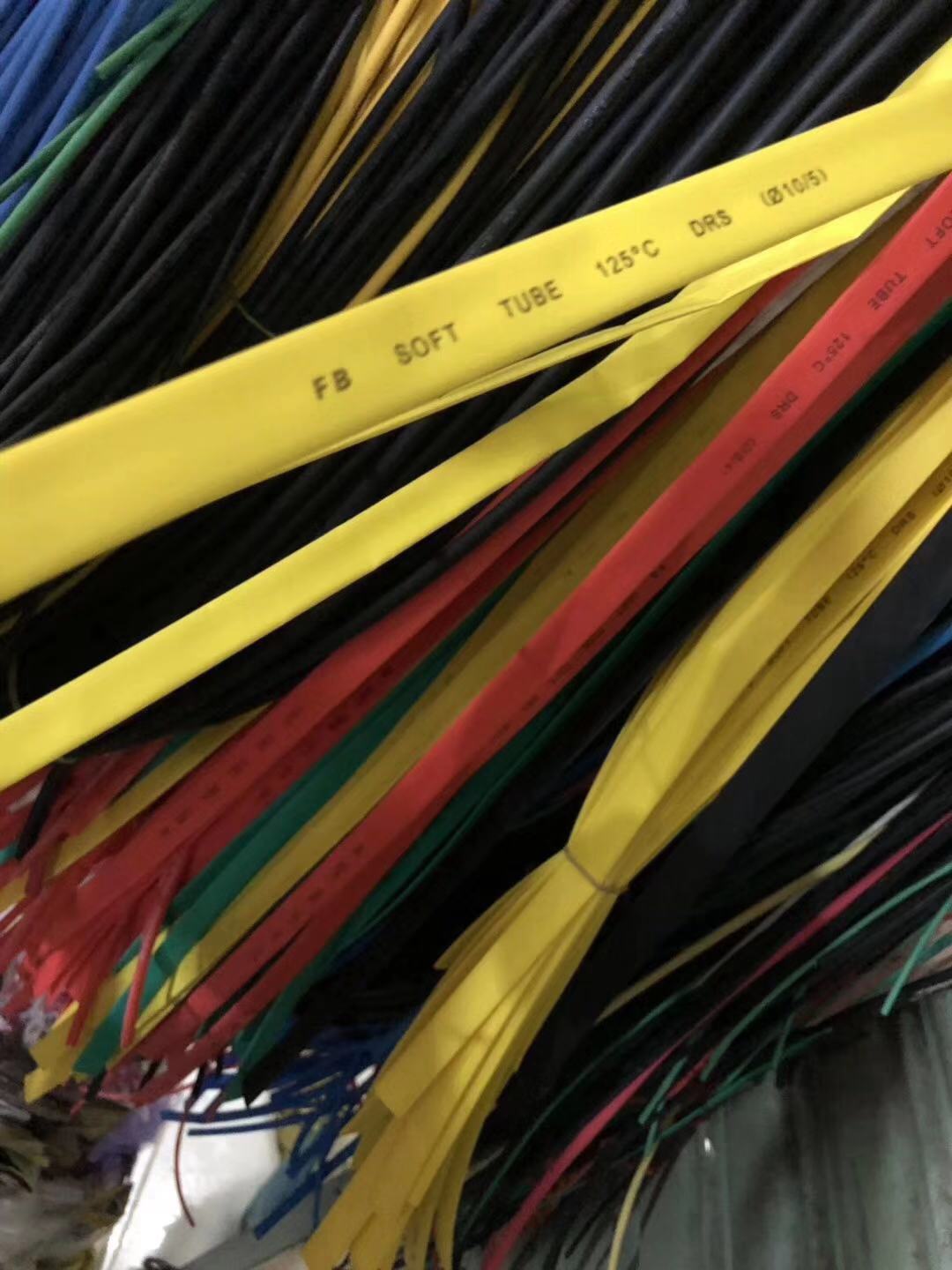 5d39042edeb31.jpg 熱縮管越南市場(chǎng)銷售.jpg